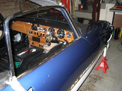 dash fitting and car pics 013 (Small).jpg and 